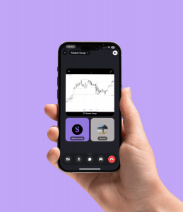 Session de coaching individuel en formation trading affichée sur smartphone, accompagnement personnalisé via Discord